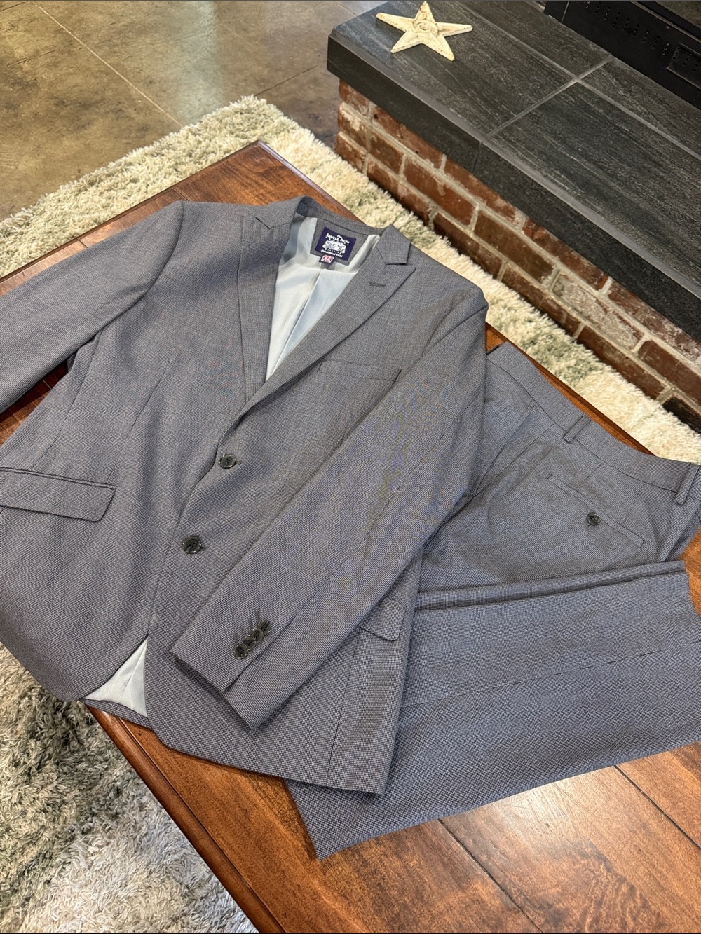 Men's Blue Two-Piece Suit - Classic Tailored Blazer & Trousers